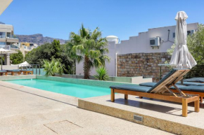 Palm Beach Apartment - 100m from Camps Bay Beach